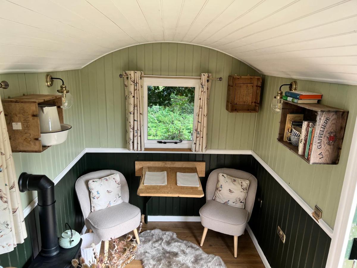 Stonehenge Campsite & Glamping Otel Berwick St James Dış mekan fotoğraf